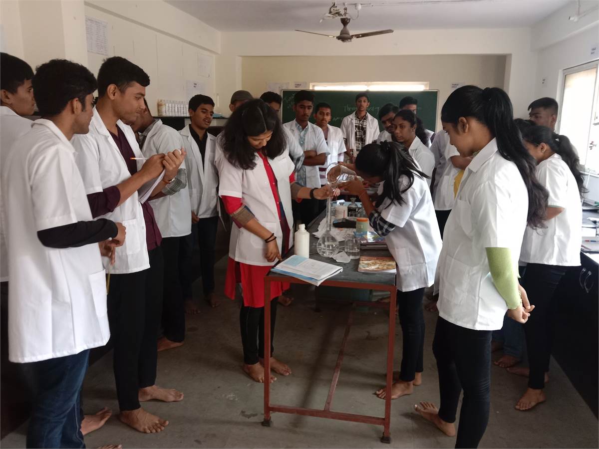 Chemistry lab at SPIS